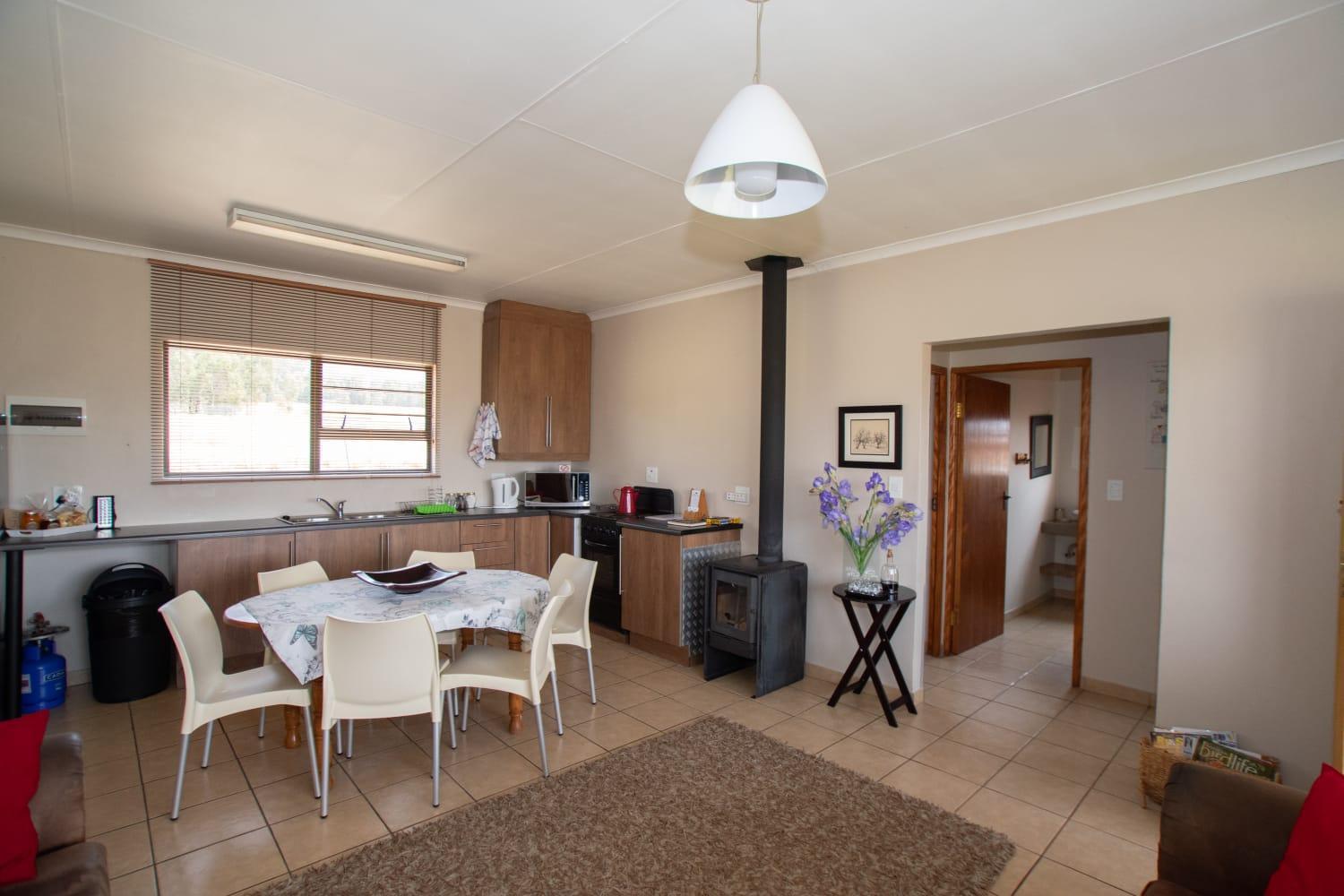 Forellenhof Guest Farm Wakkerstroom Rum bild