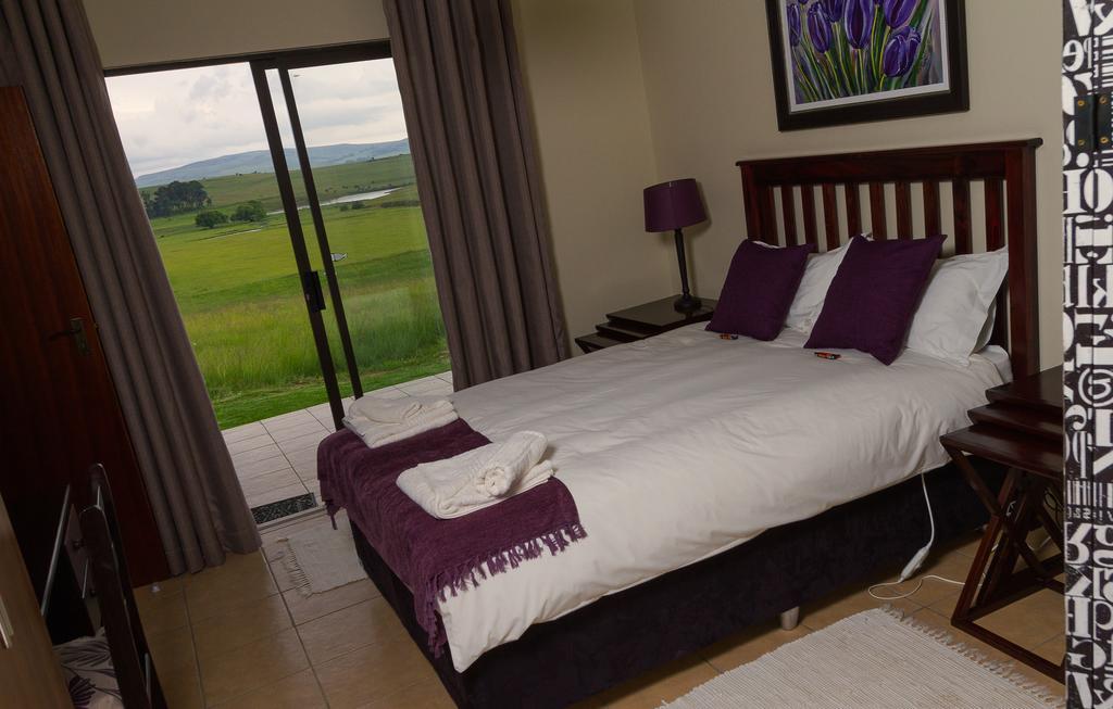 Forellenhof Guest Farm Wakkerstroom Exteriör bild